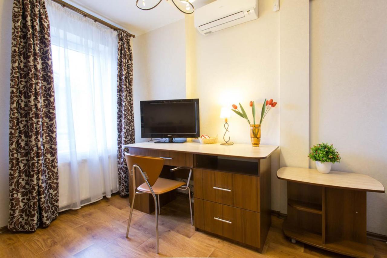 Excellent Studio Apartment In The Center - Kravtsova Lane 13B Kharkiv Eksteriør bilde