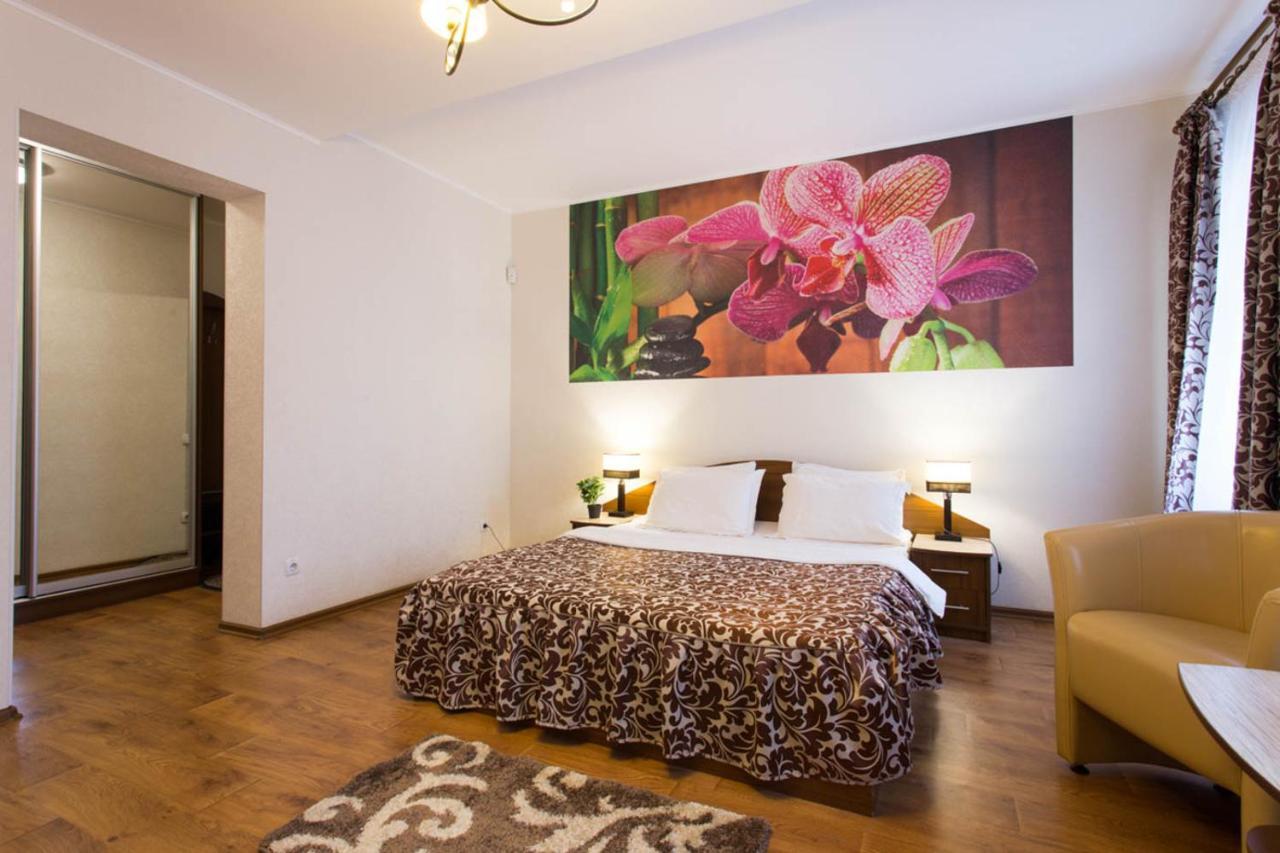 Excellent Studio Apartment In The Center - Kravtsova Lane 13B Kharkiv Eksteriør bilde