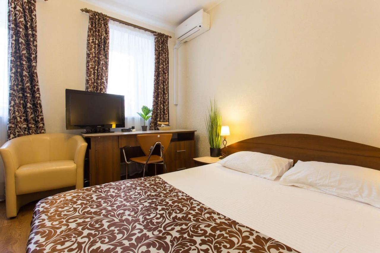 Excellent Studio Apartment In The Center - Kravtsova Lane 13B Kharkiv Eksteriør bilde