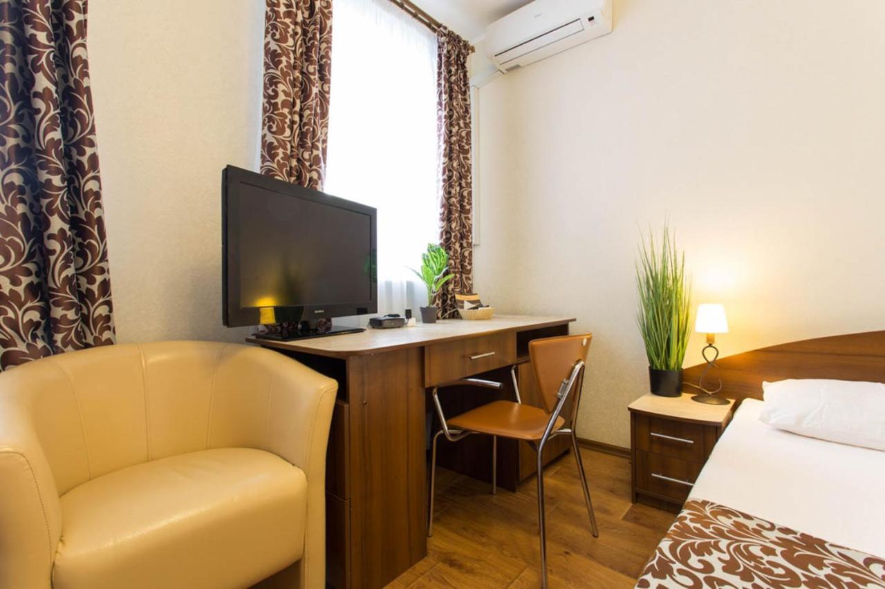 Excellent Studio Apartment In The Center - Kravtsova Lane 13B Kharkiv Eksteriør bilde